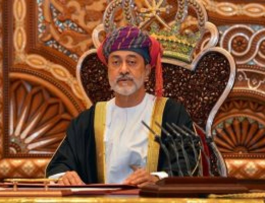 سلطنة عمان تشكل لجنة للتعامل مع التداعيات الاقتصادية لكورونا