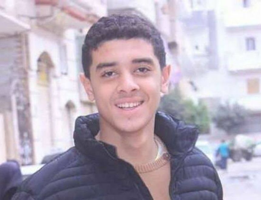 تشييع جثمان طالب ثانوية حاصل على 99% توفي في حادث سير بكفر الشيخ