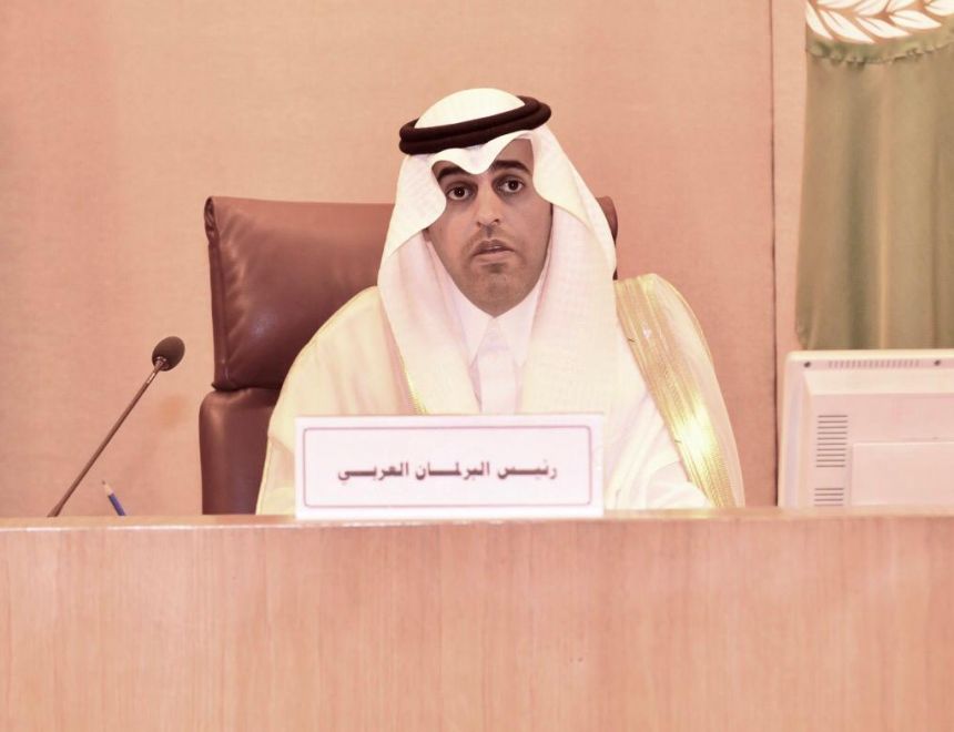 رئيس البرلمان العربي يدعم جهود جمهورية مصر العربية في مكافحة الإرهاب ويؤكد أن أمنها واستقرارها ركيزة أساسية لأمن واستقرار العالم العربي