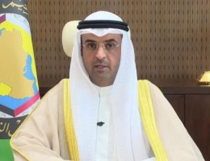 أمين التعاون الخليجي ووزير خارجية الكويت يبحثان أعمال القمة الخليجية