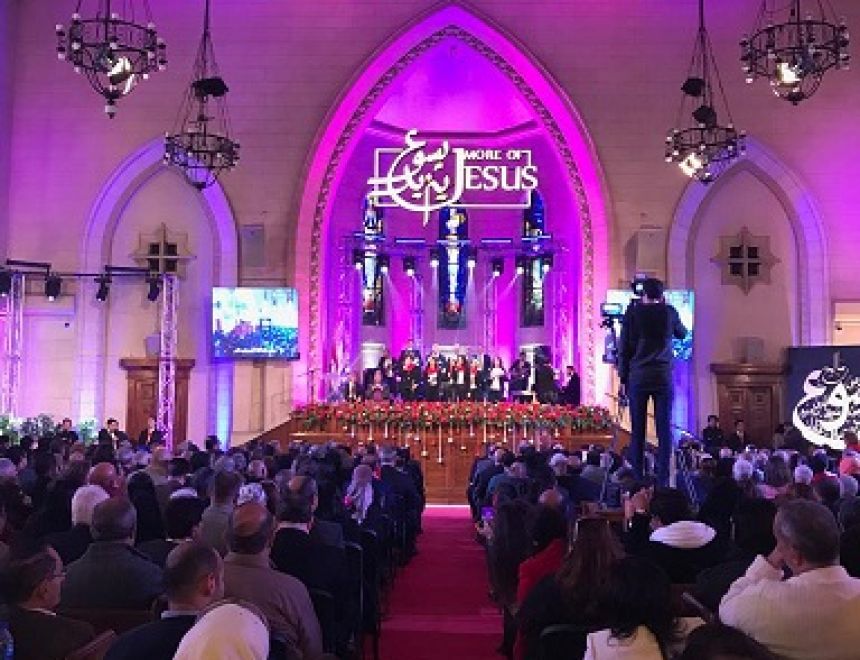 القس أندريه زكي يترأس احتفالات الطائفة الإنجيلية بعيد الميلاد المجيد