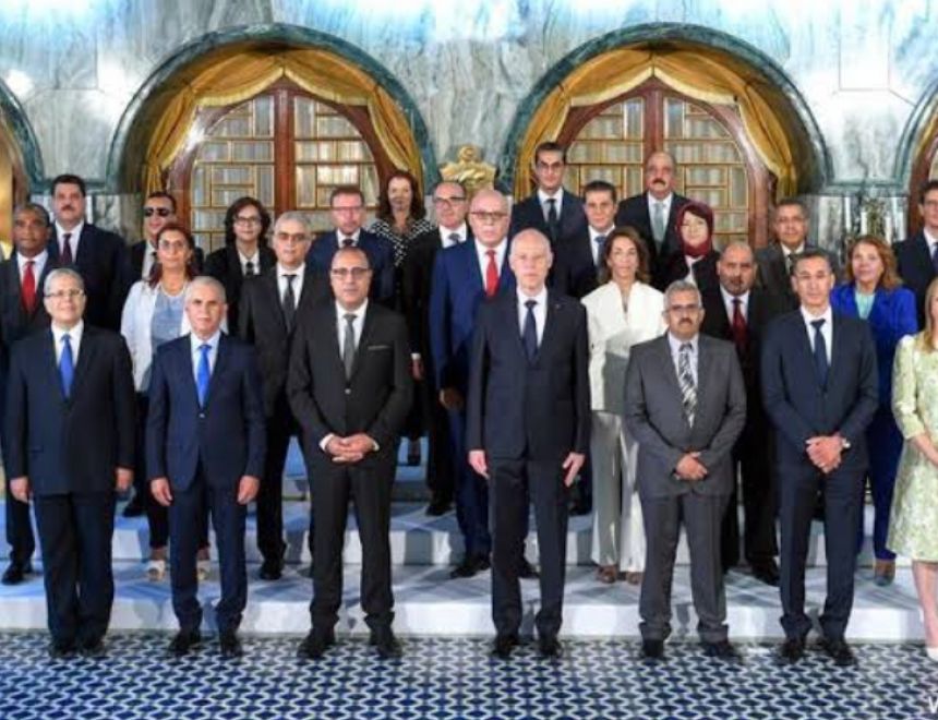 أول إجتماع للمجلس الوزارى التونسى