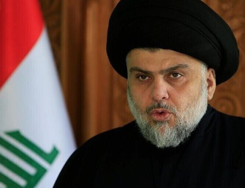 مقتدى الصدر يصف محاولة اغتيال رئيس الحكومة العراقي