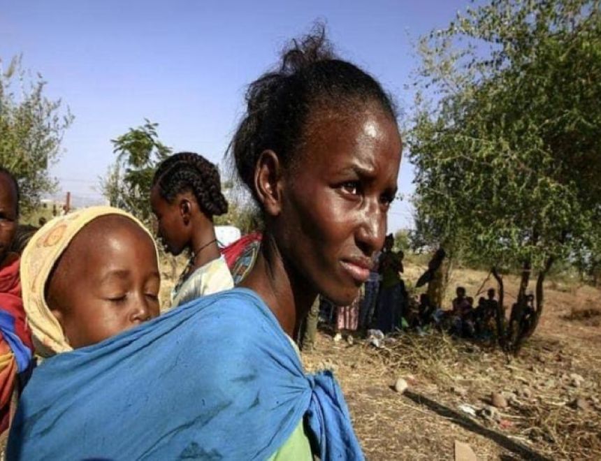 السودان توافق على فتح معسكريين إضافيين