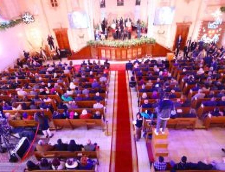 الكنيسة الإنجيلية تحتفل بعيد الميلاد المجيد بقصر الدوبارة