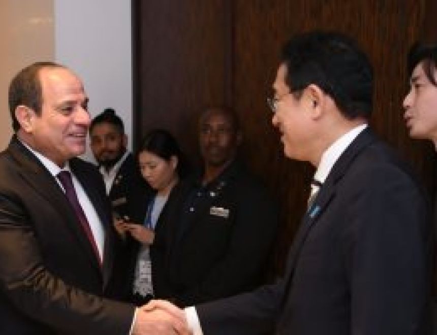 رئيس وزراء اليابان يشيد بما حققته مصر على الصعيد التنموى وتنفيذ مشروعات كبرى