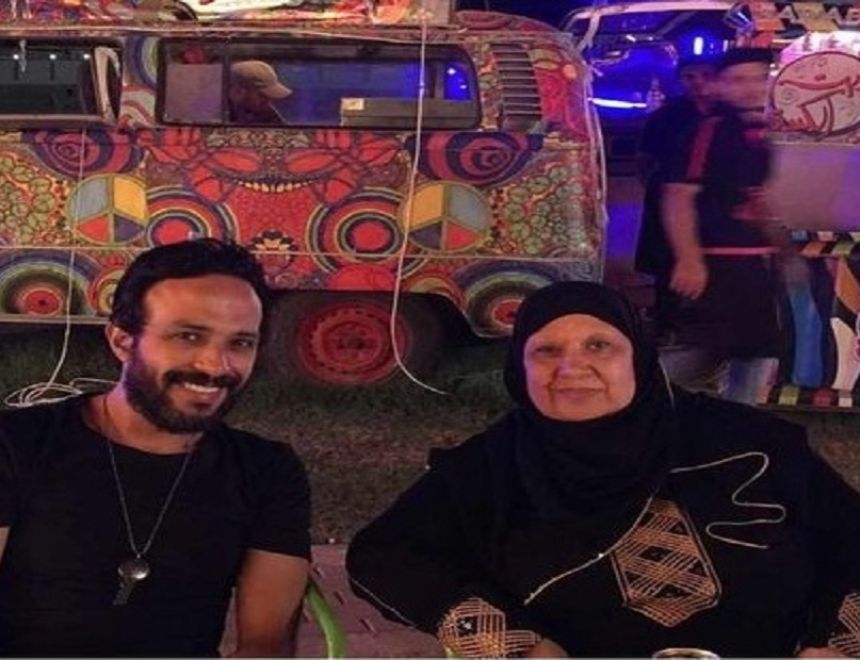 وفاة والدة الفنان  أحمد عصام وتشييع الجنازة من مسجد الشرطة بالتجمع الخامس