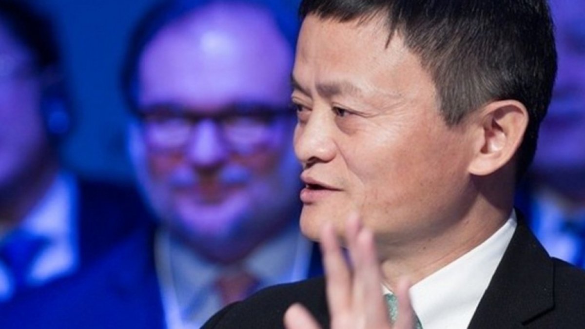 Jack Ma encourages Africa's young entrepreneurs with cash prize