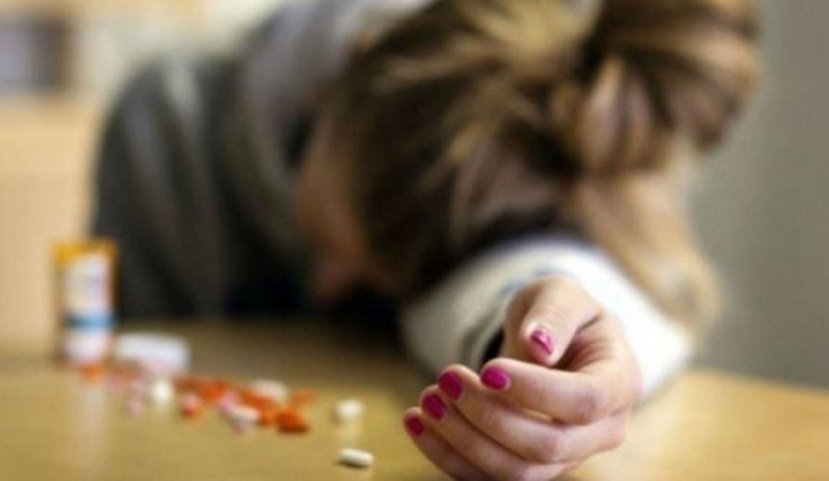 حب المراهقة يدفع حبيبين للإنتحار