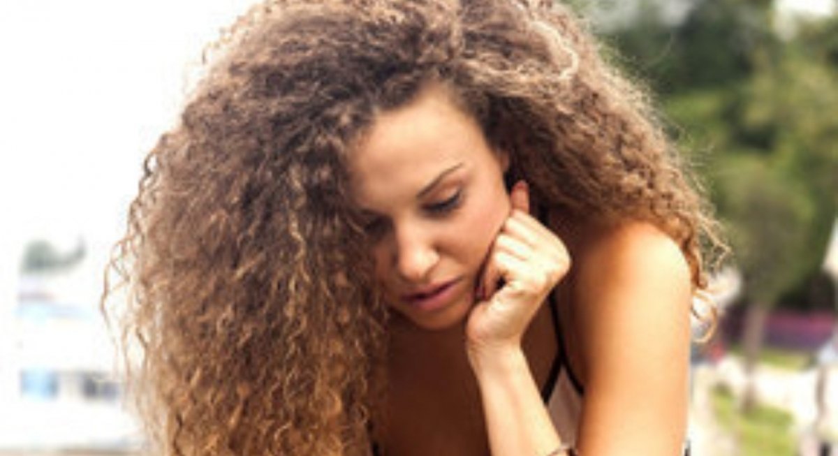 5 نصائح للعناية بالشعر المموج "الكيرلي"