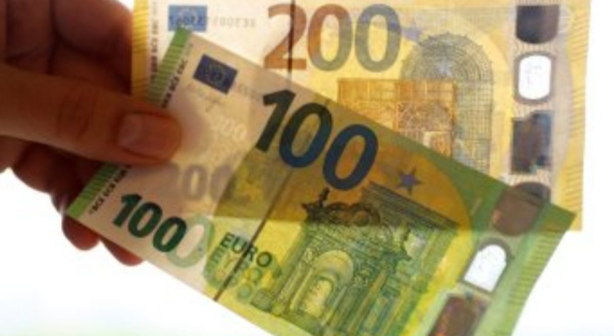 تباين سعر اليورو في البنوك المصرية اليوم 