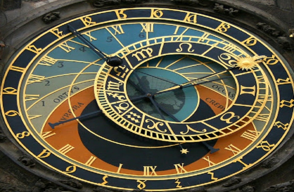 حظك اليوم وتوقعات الأبراج الثلاثاء 30 أغسطس: نجاحات فى العمل ومكاسب مالية ومفاجآت عاطفية