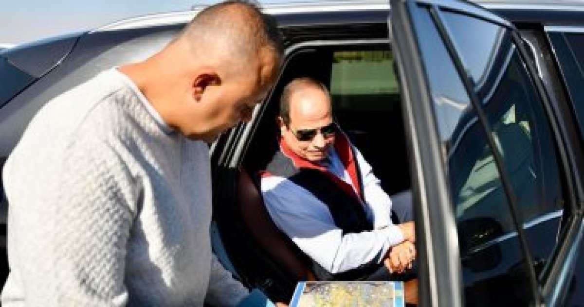 الرئيس السيسي يتفقد تطوير الطرق والمحاور بالقاهرة الكبرى