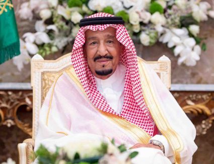 خادم الحرمين: تضحيات القطاعات العسكرية والأمنية محل فخر الوطن واعتزازه