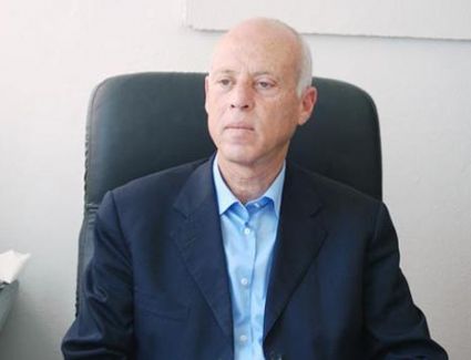 رئاسية 2019- قيس سعيّد في قفصة: "أنّ ما نطرحه اليوم هو تصوّر جديد ترتقي فيه إرادة الشعب إلى سلطة القرار (تونس )