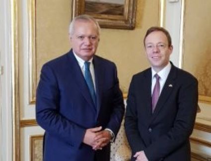 وكيل "الخارجية الألمانية" لـ"العرابى": مصر مستقرة والقيادة الألمانية تدعمكم