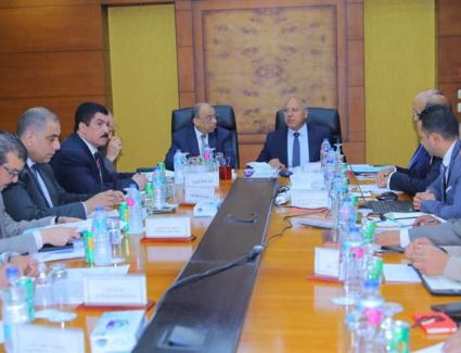 اجتماع «الوزير» مع قيادات السكك الحديدية والمترو وشرطة النقل