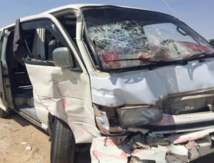 لقي 6 مواطنين مصرعهم، وأصيب 10 آخرون في حادث انقلاب ميكروباص بطريق أسيوط