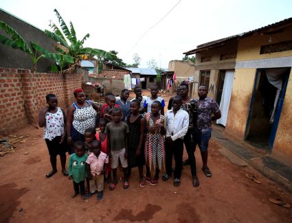 منع "المرأة الأكثر خصوبة في العالم" من الإنجاب مجددا بعد ولادتها 44 طفلا