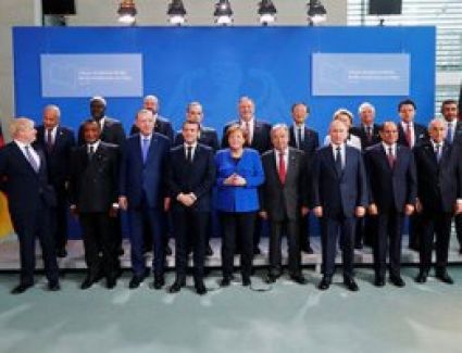 التقط القادة والرؤساء للدول المشاركة فى مؤتمر برلين، صورة جماعية قبل إنطلاق القمة، بحضور ومشاركة الرئيس عبد الفتاح السيسى