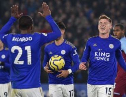 ليستر سيتي يسحق وست هام برباعية فى الدوري الانجليزي..