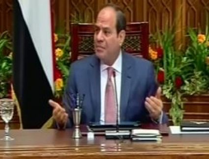 الحياة اليوم: السيسى يصدر قرار بتحمل صندوق تحيا مصر نفقات الحجر الصحى للمصريين العالقين بالخارج