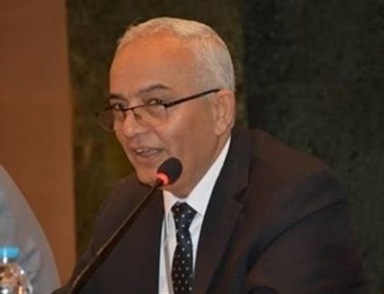 اجتماع اعتماد نموذج تصحيح الفلسفة لطلاب أدبي الثانوية العامة غدًا