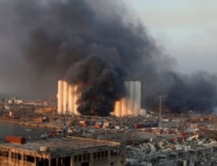 محافظ بيروت: انفجار المرفأ دمر أكثر من نصف العاصمة وشرد 300 ألف شخص