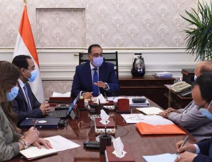 رئيس الوزراء يتابع خطوات إعادة هيكلة الوزارات والجهات التابعة لها