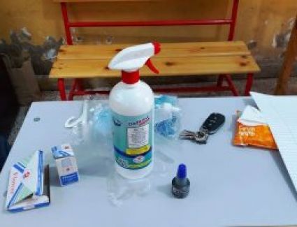 التعقيم والتطهير داخل لجان الانتخابات بالإسكندرية.«صور»