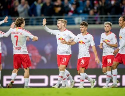 لايبزيج يقتنص فوزا ثمينا من أتليتكو مدريد في الدقائق الأخيرة ويتأهل لنصف نهائي دوري الأبطال للمرة الأولي في تاريخه