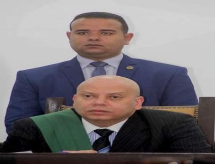 الإعدام شنقا لمدرس اللغة الإنجليزية قاتل زوجته وأطفاله