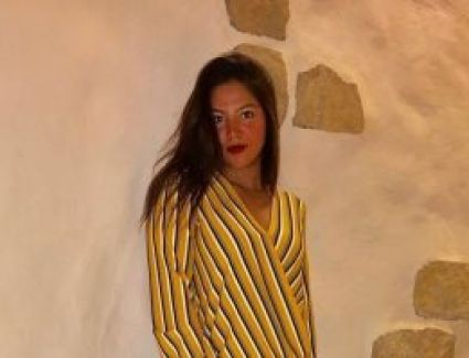 طالبة بالثانوية تحصل على 35 درجة زيادة بعد تظلمها فى العربى