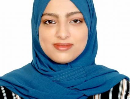 الطالبة خلود محمد جاب الله تحصل علي مجموع 100% في الثانوية العامة بالسعودية