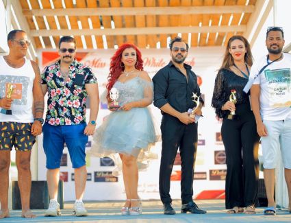 تكريم الدكتورة إيمان أنيس عضو لجنة تحكيم Miss Model White Beach 2020 بالمسابقة التي انعقدت في ٢١ من أغسطس بوايت بيتش مارينا الساحل الشمالي.