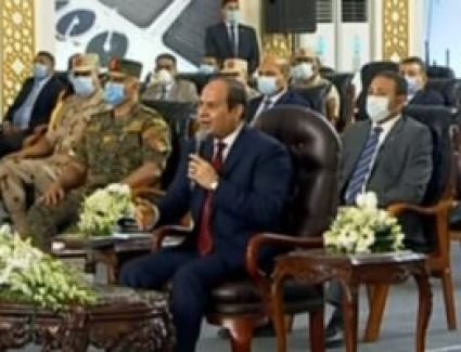 السيسى للمصريين: "لو مش عاوزني معنديش مشكلة.. والدولة مينفعش تغيب تاني"