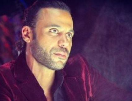 محمد إمام يؤجل فيلم "الواد وأبوه" مع الزعيم عادل إمام ويحضر لرمضان المقبل