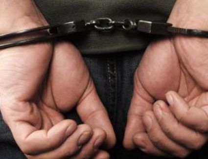 سقوط 3 متهمين بسرقة 150 لفافة خرطوم مياه من داخل مخزن شركة فى الجيزة