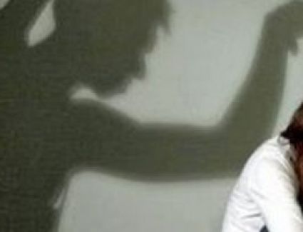 خلافات الجيرة وراء اتهام مواطن لأمين شرطة بالتحرش بزوجته