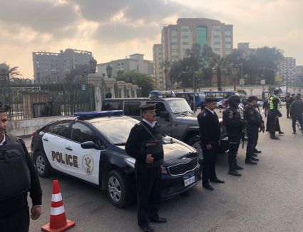 قامت الأجهزة الأمنية بوزارة الداخلية بتكثيف تواجدها ببعض الميادين والكنائس بمصر الجديدة
