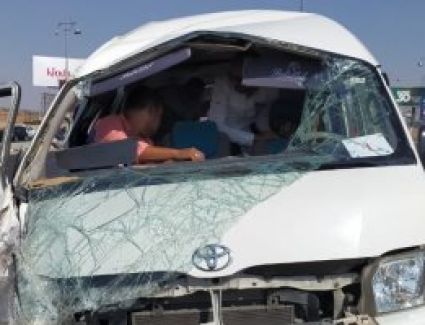 مصرع 4 أشخاص وإصابة 9 آخرين فى حادث سيارة بمدخل دمياط الجديدة