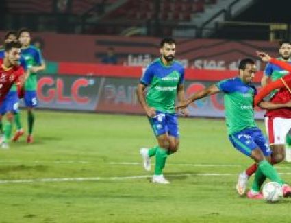 الأهلي يفتتح حسابه ببنك "الدرع 43" بثلاثية فى المقاصة