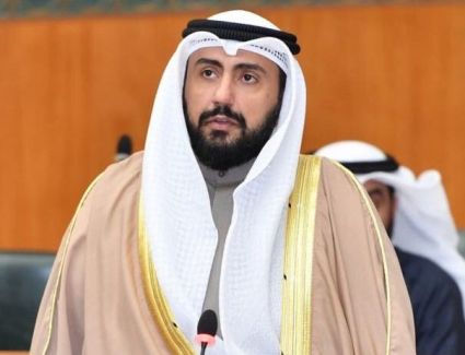 وزير الصحة الكويتي يلعن وصول أول شحنة من لقاح (فايزر – بيونتيك) الخاص بفيروس كورونا نهاية الشهر الجاري