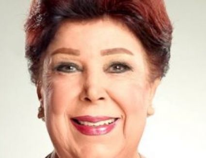 رجاء الجداوى: كلمة الرئيس لى مفاجأة وسعيدة جدا بها وبهديها لكل ست مصرية 