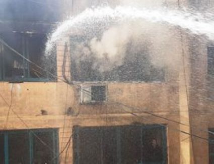 المعاينة تؤكد اشتعال النار بـ 14 محل قطع غيار سيارات في التوفيقية دون إصابات