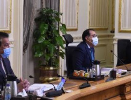 الحكومة ترد على شائعة تحميل المزارعين تكلفة تبطين الترع بـ7 آلاف جنيه للفدان