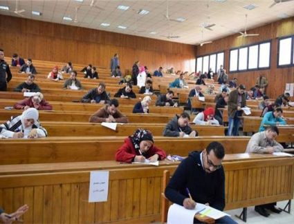 مجلس الجامعات الخاصة والأهلية يعلن عقد الامتحانات السبت المقبل ومد الدراسة 3 أسابيع