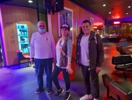 طاقم عمل لحم غزال فى ضيافة رجل الأعمال اللبناني نبيل خورشيد في بيروت