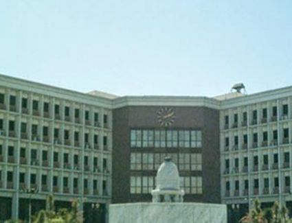 ارتفاع وفيات حادث الداخلة إلى 7 وتحويل 5 مصابين لمستشفيات أسيوط