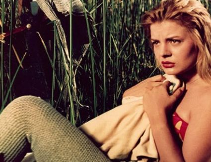 تحتفل الفنانة الكبيرة نادية لطفى، اليوم الخميس، ومع بداية العام الجديد، بعيد ميلادها الـ81